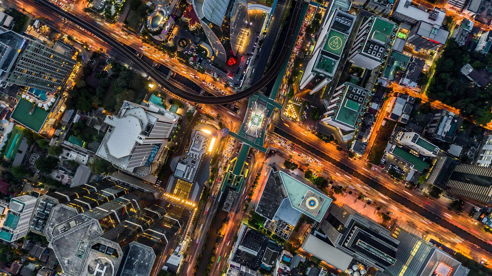 Time lapse of roads at dusk in city centre